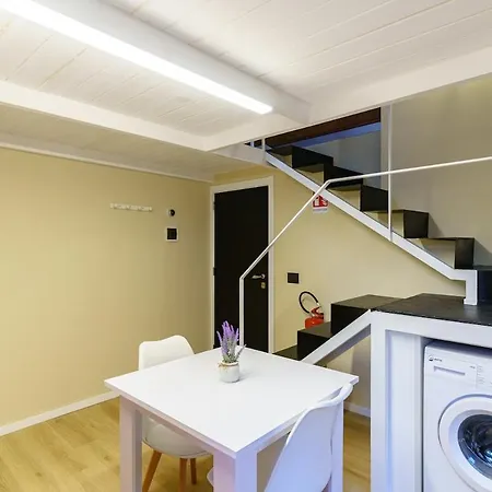 Apartment Electra House