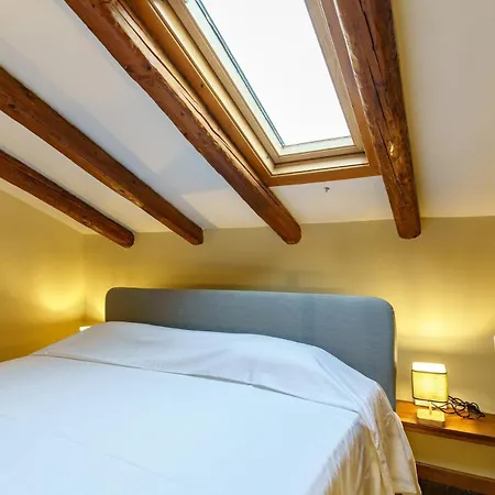 Electra House 卡塔尼亚