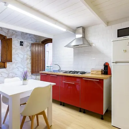 Electra House Apartment
